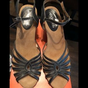 Clark’s Aerosoles Sandals